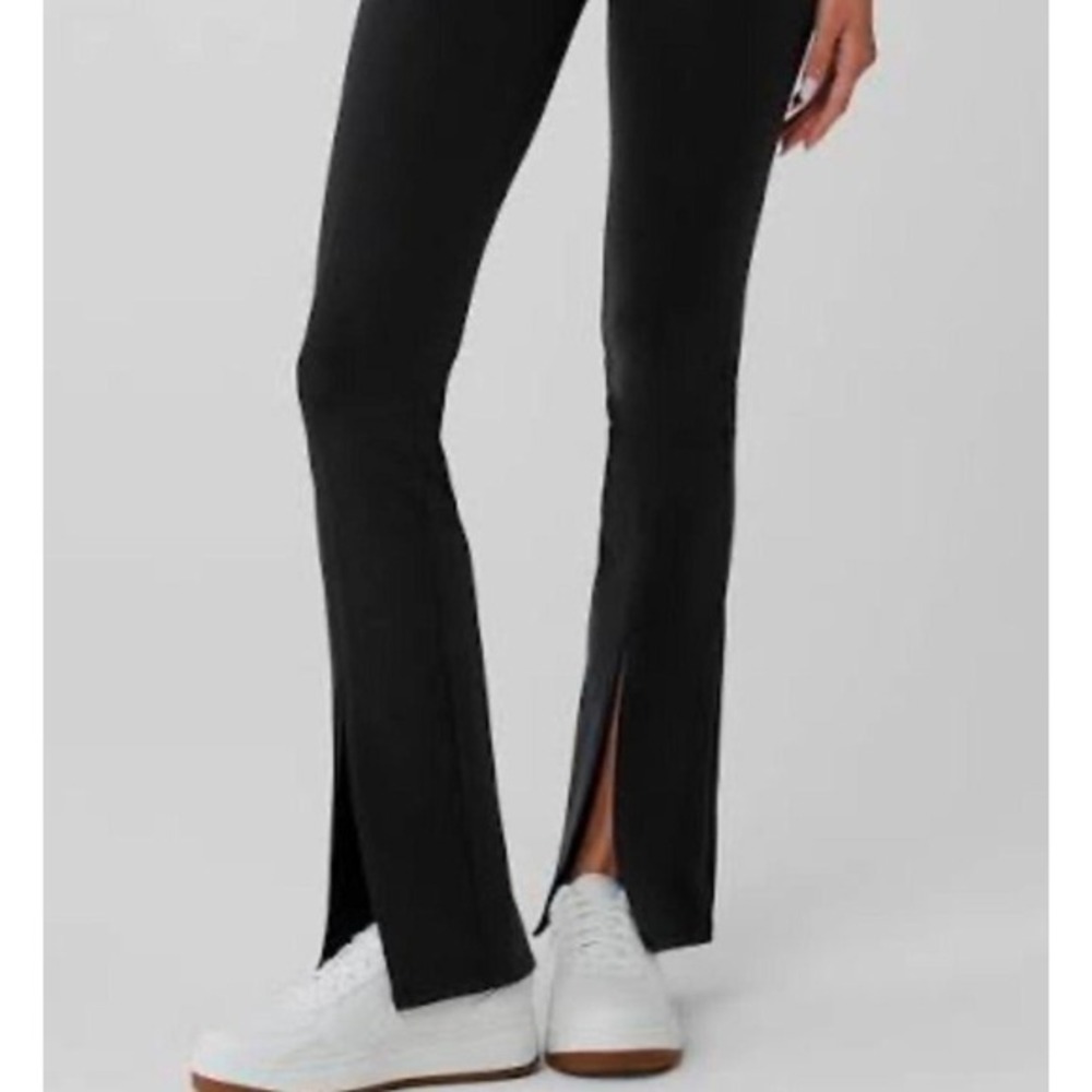 Alo Airbrush Split Leg Flutter Flare Leggings Yoga Pants Black XS‎